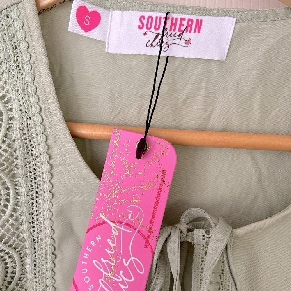 SOUTHERN Fried Chics Boho Top - Picture 6 of 7